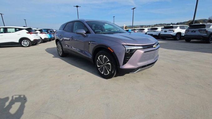 Used 2024 Chevrolet Blazer EV LT with VIN 3GNKDBRJ7RS249154 for sale in City of Industry, CA