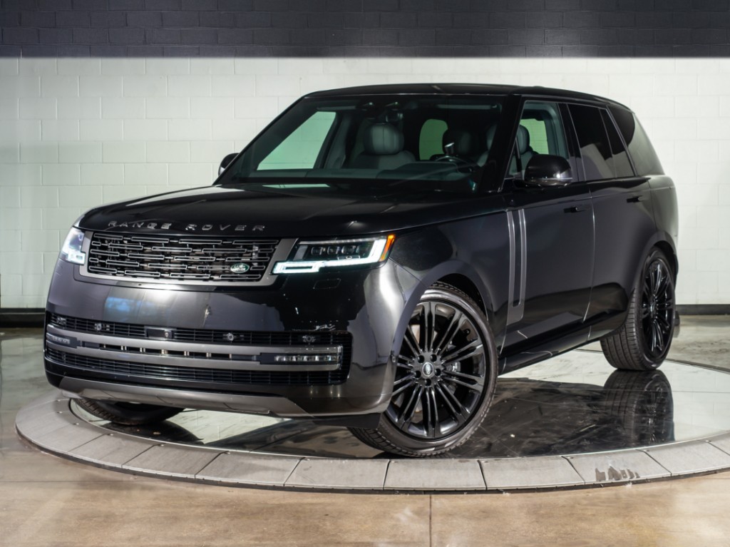 2024 Land Rover Range Rover P530 SE