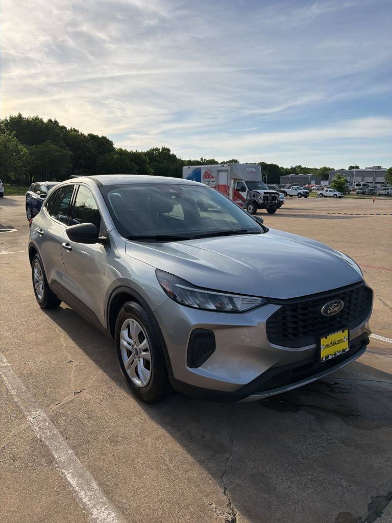 2023 Ford Escape Base