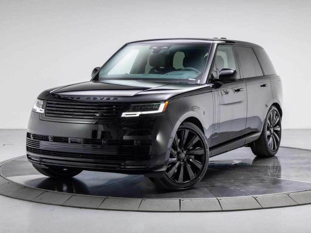 2026 Land Rover Range Rover P615 SV Black