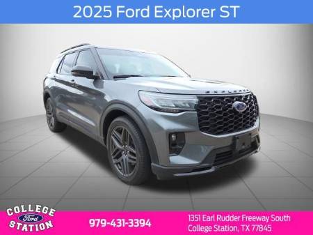 2025 Ford Explorer ST