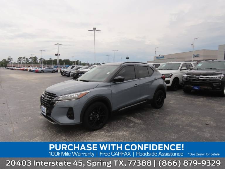 2022 Nissan Kicks SR FWD