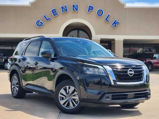 Used 2025 Nissan Pathfinder SV