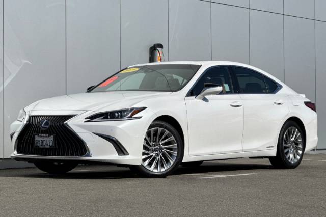 2019 Lexus ES 300H Luxury