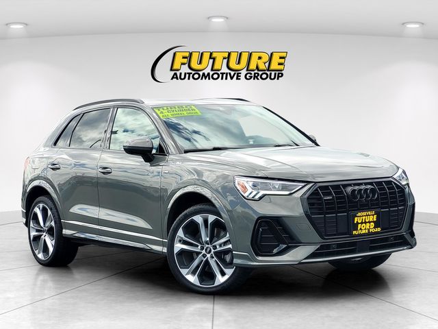 2022 Audi Q3 Premium Plus
