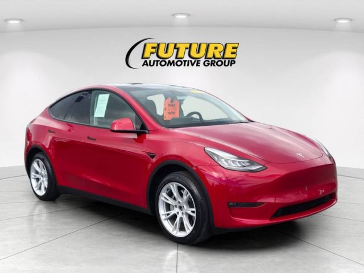 2022 Tesla Model Y Long Range Dual Motor All-Wheel Drive's photo