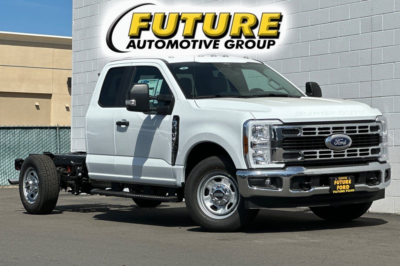 2026 Ford F-350 XL SuperCab 168-In SRW's photo