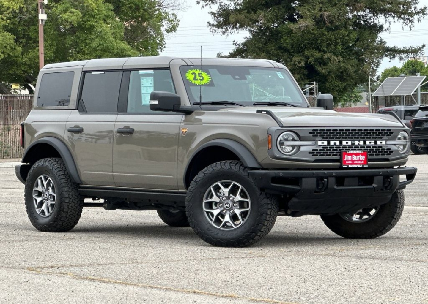 2025 Ford Bronco Badlands 4x4's photo