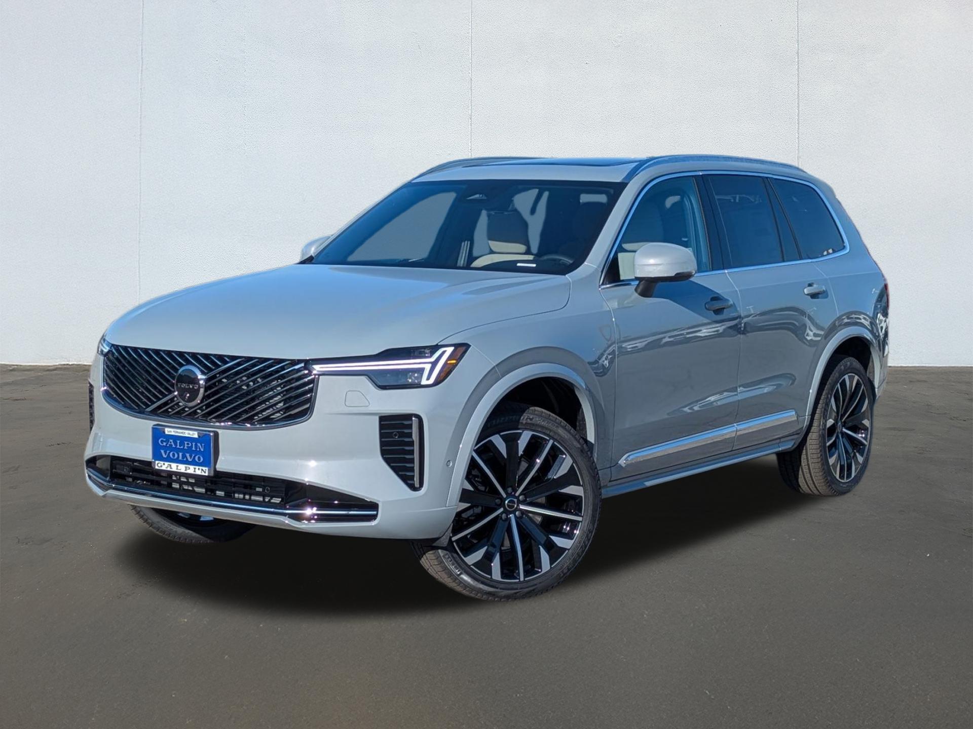 New 2026 Volvo XC90 B5 Plus Bright