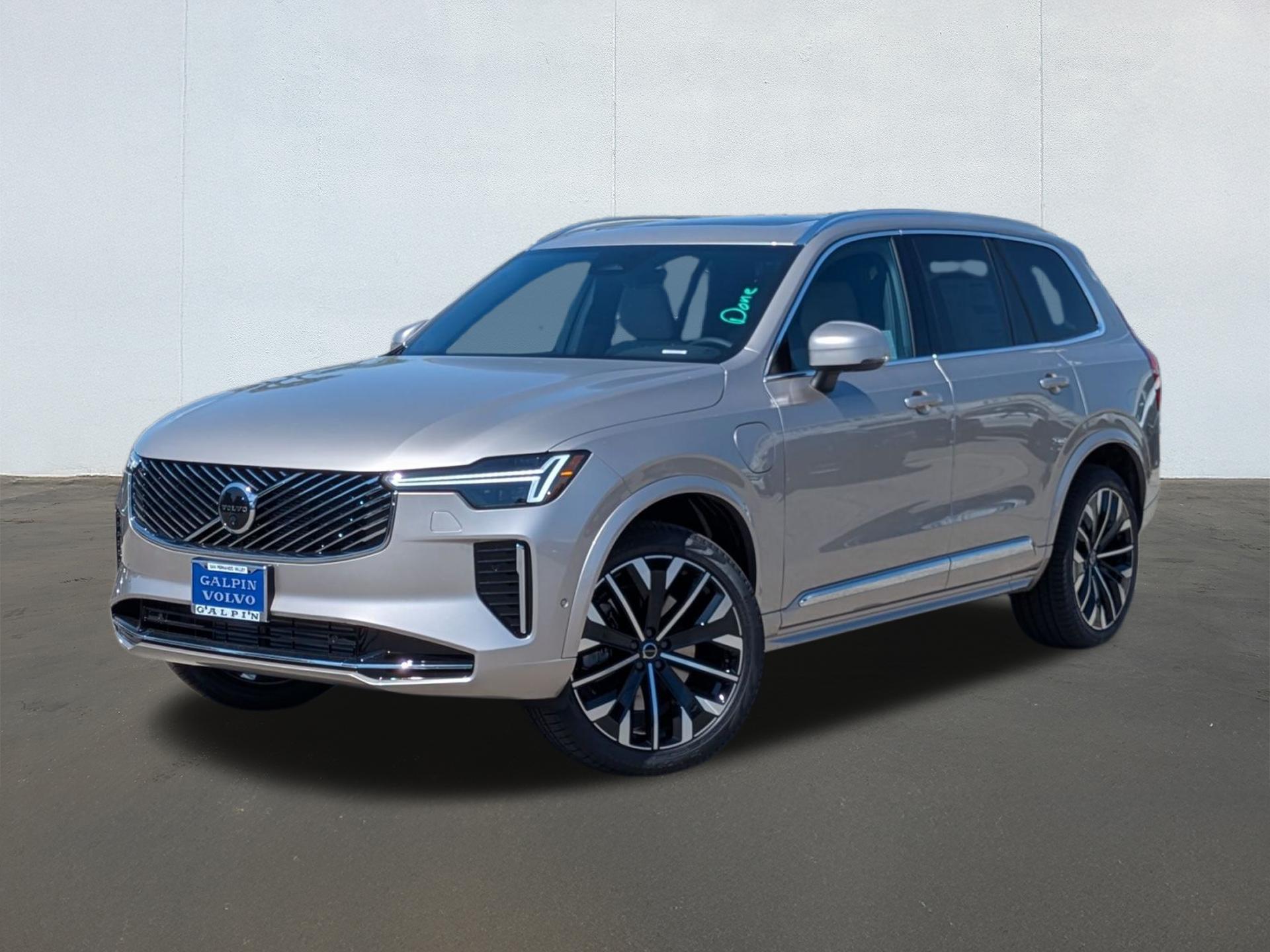 New 2026 Volvo XC90 Recharge Plug-In Hybrid T8 Plus Bright