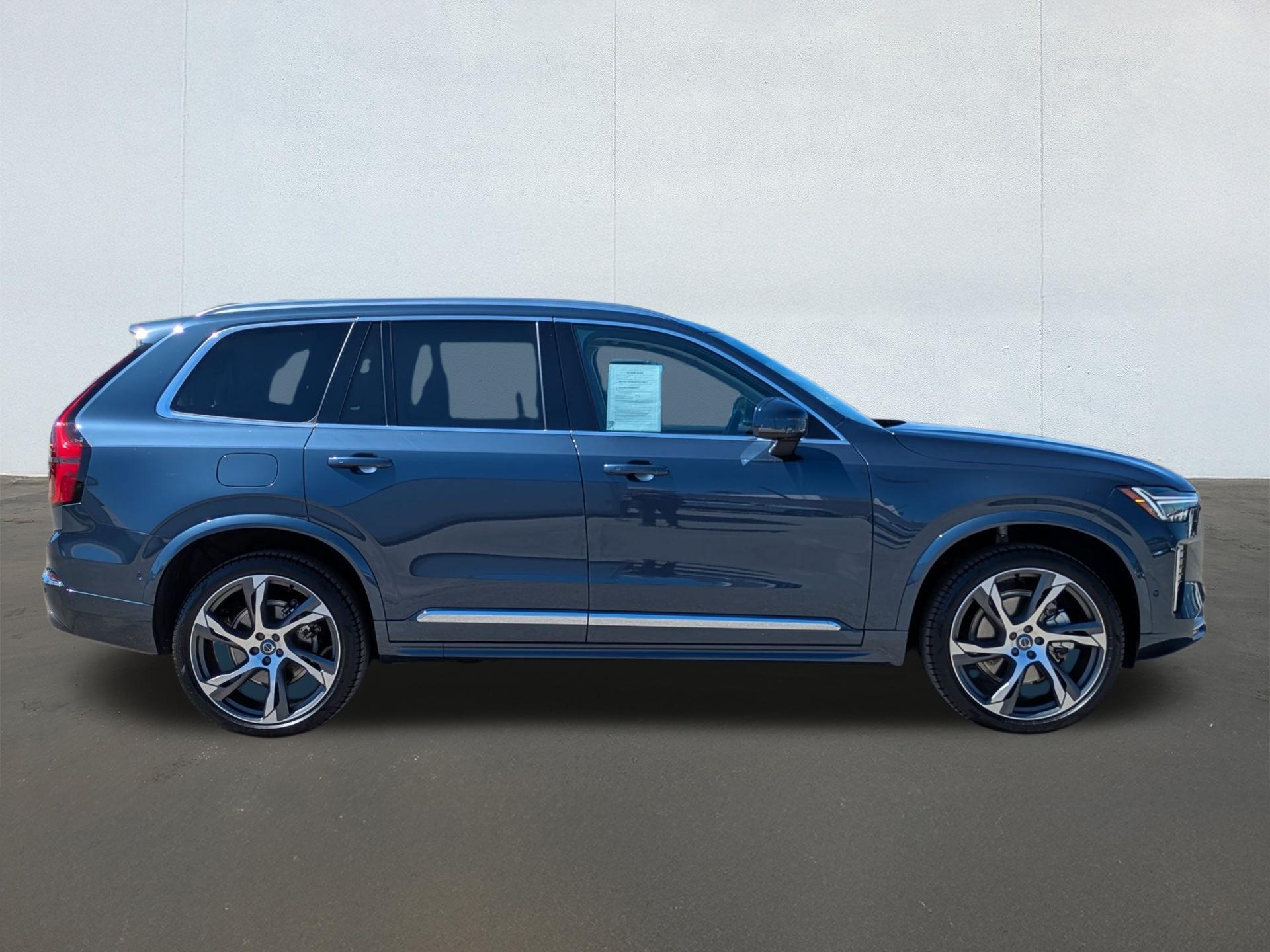2025 Volvo XC90 Ultra - Photo 6