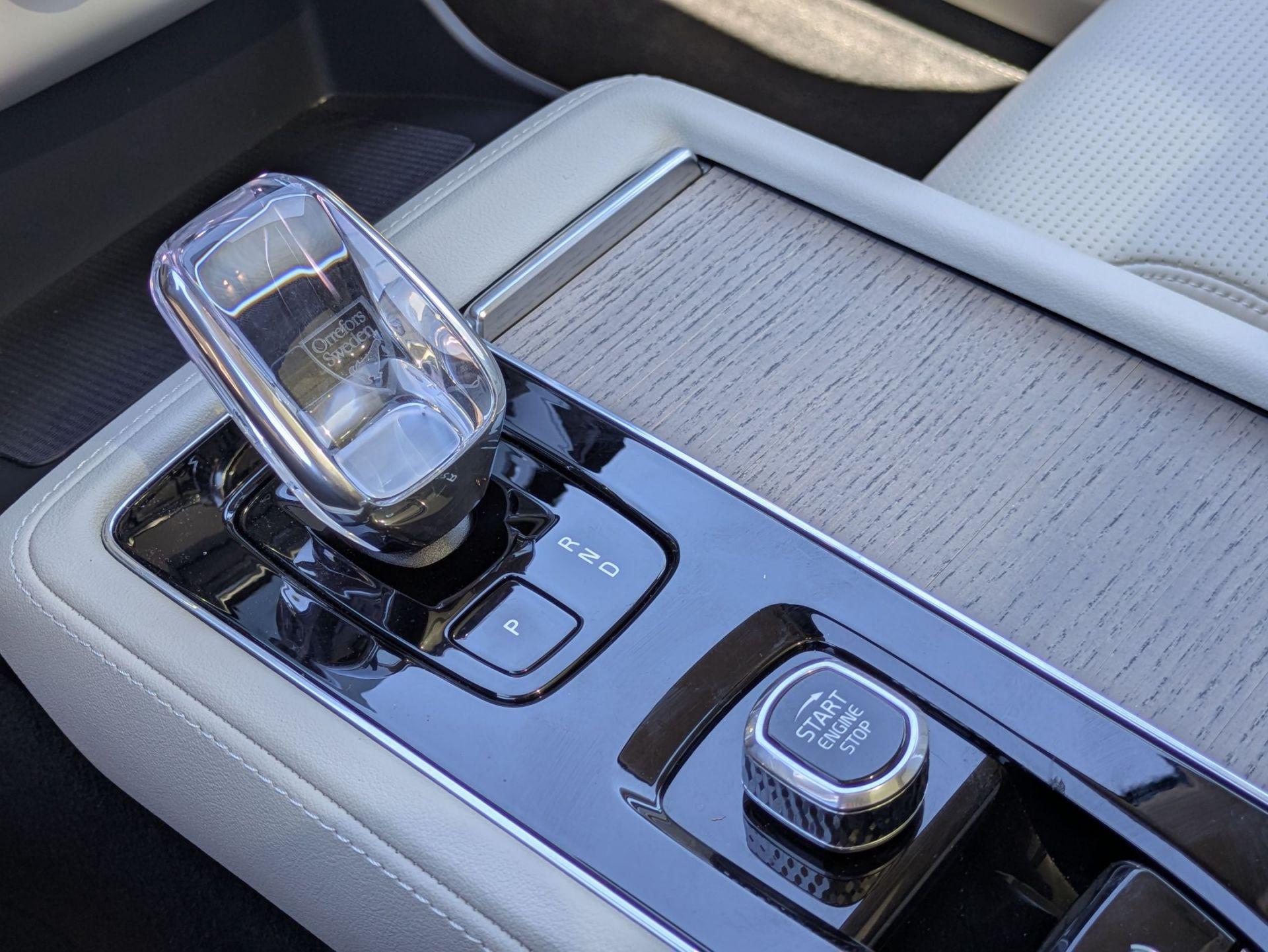 2025 Volvo XC90 Ultra - Photo 20