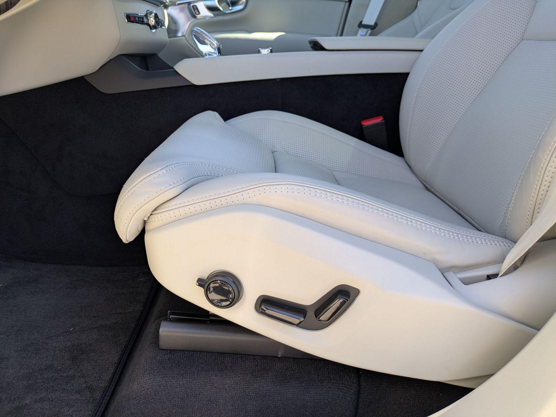 2025 Volvo XC90 Ultra - Photo 22
