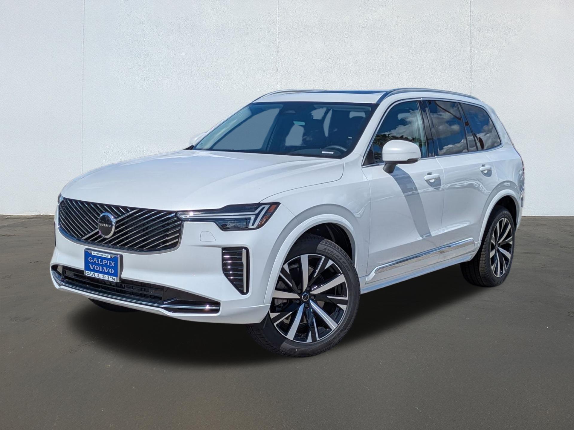 New 2026 Volvo XC90 B6 Core Bright