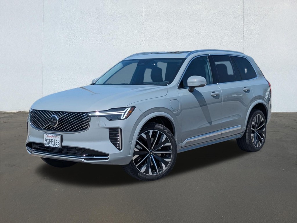 2025 Volvo XC90 Recharge Plug-In Hybrid T8 Ultra 7-Seater