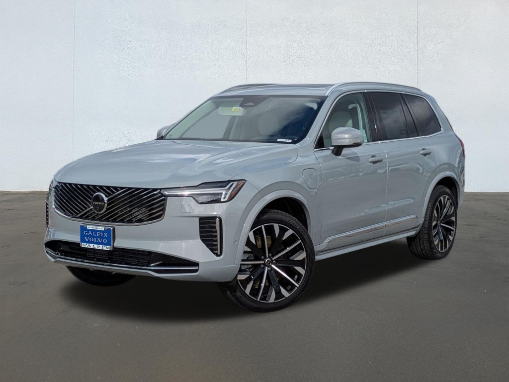 2026 Volvo XC90 Recharge Plug-In Hybrid T8 Ultra Bright