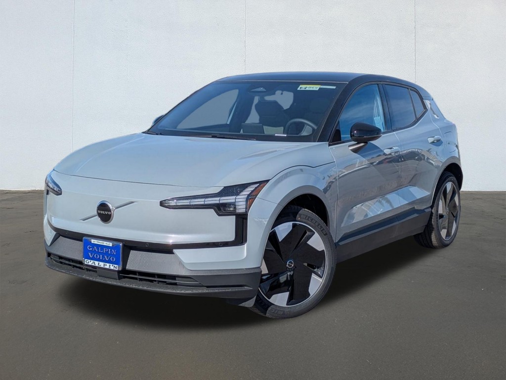 2026 Volvo EX30 Plus