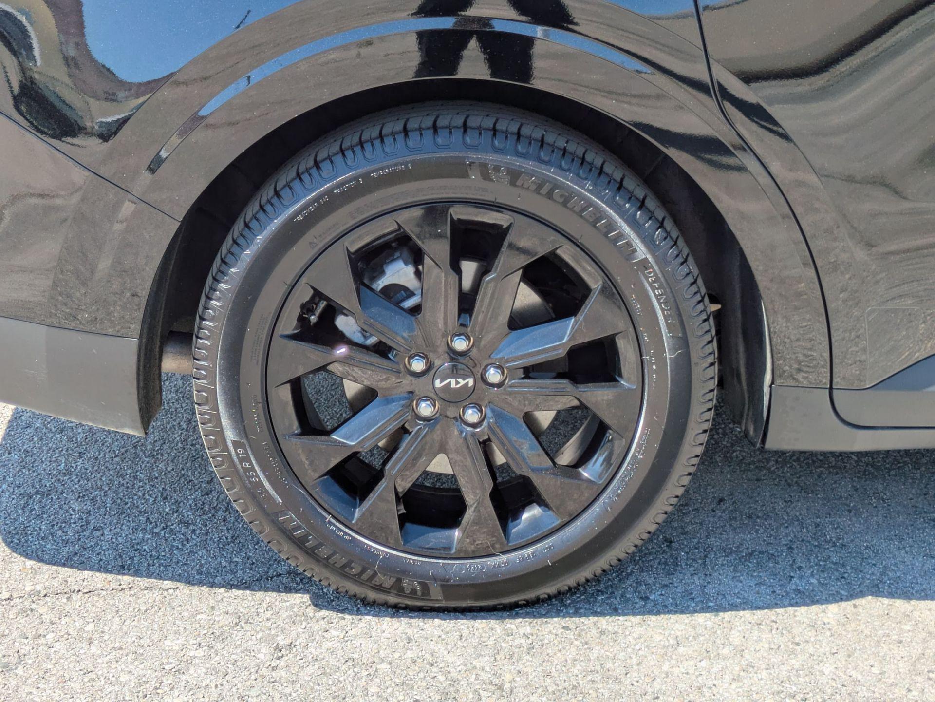 2024 Kia Carnival SX Prestige - Photo 9