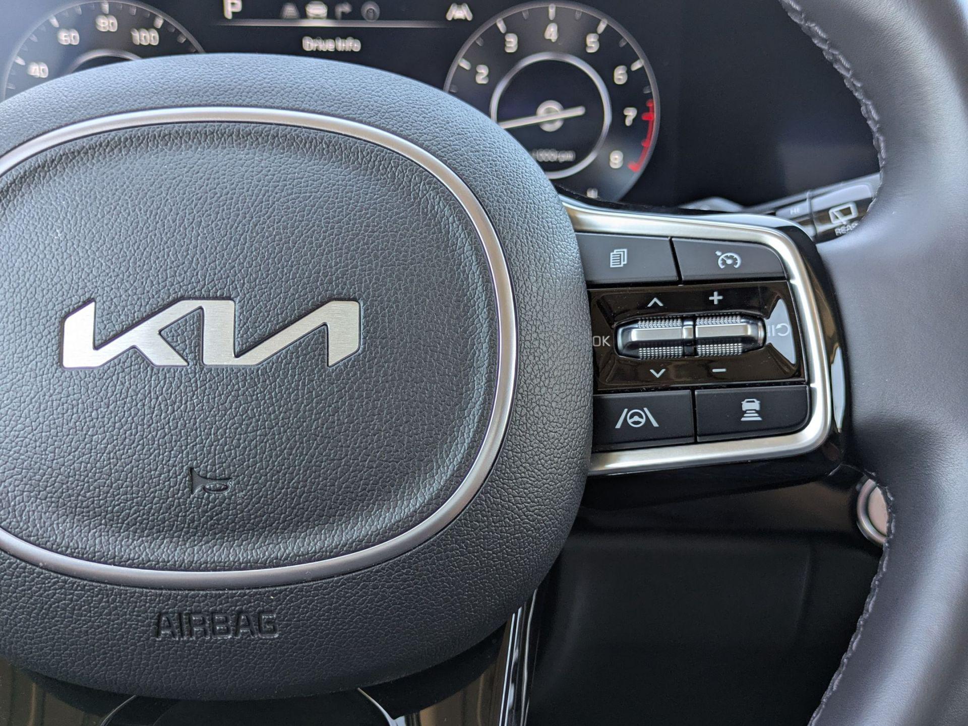 2024 Kia Carnival SX Prestige - Photo 15