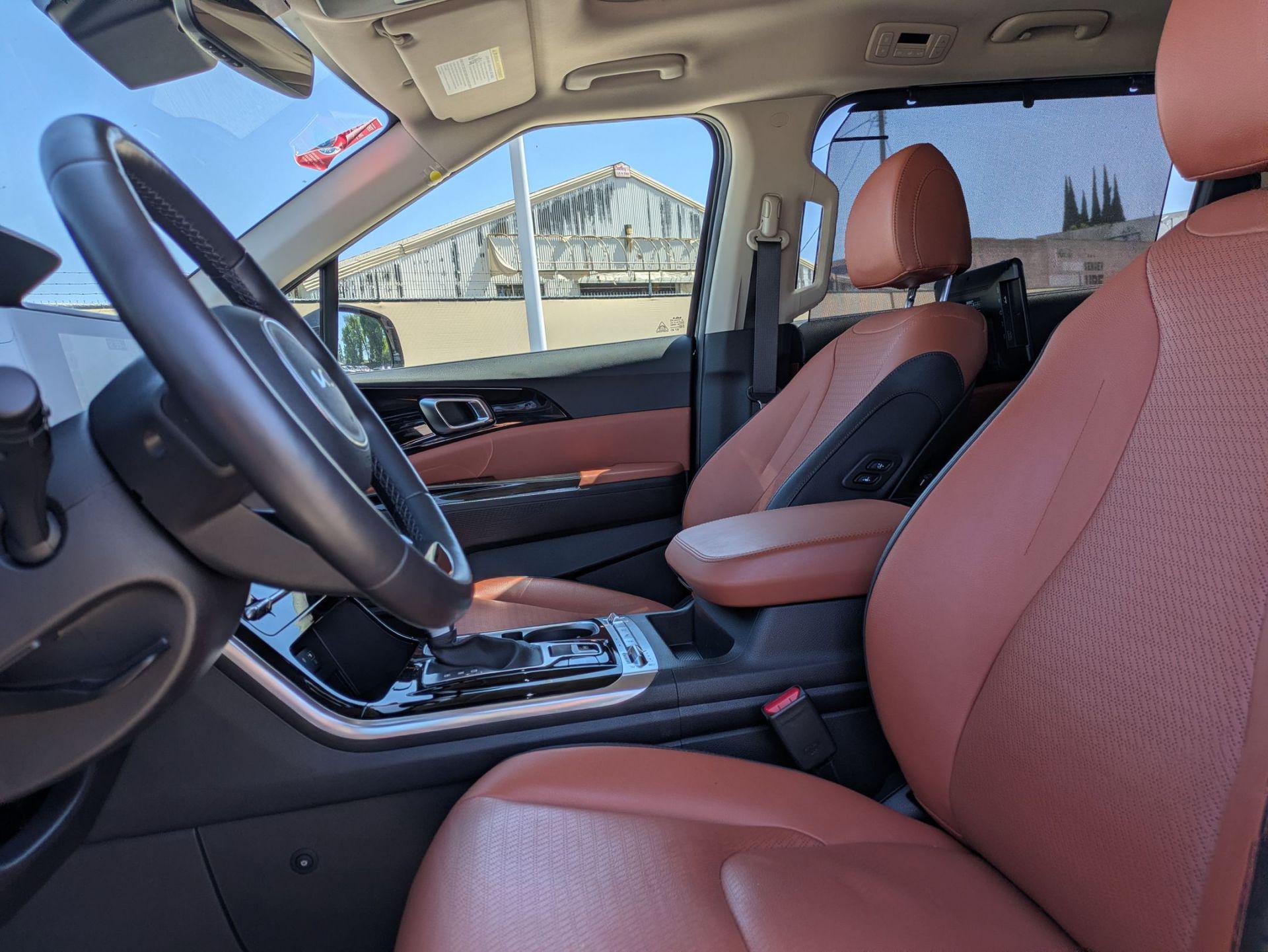 2024 Kia Carnival SX Prestige - Photo 22