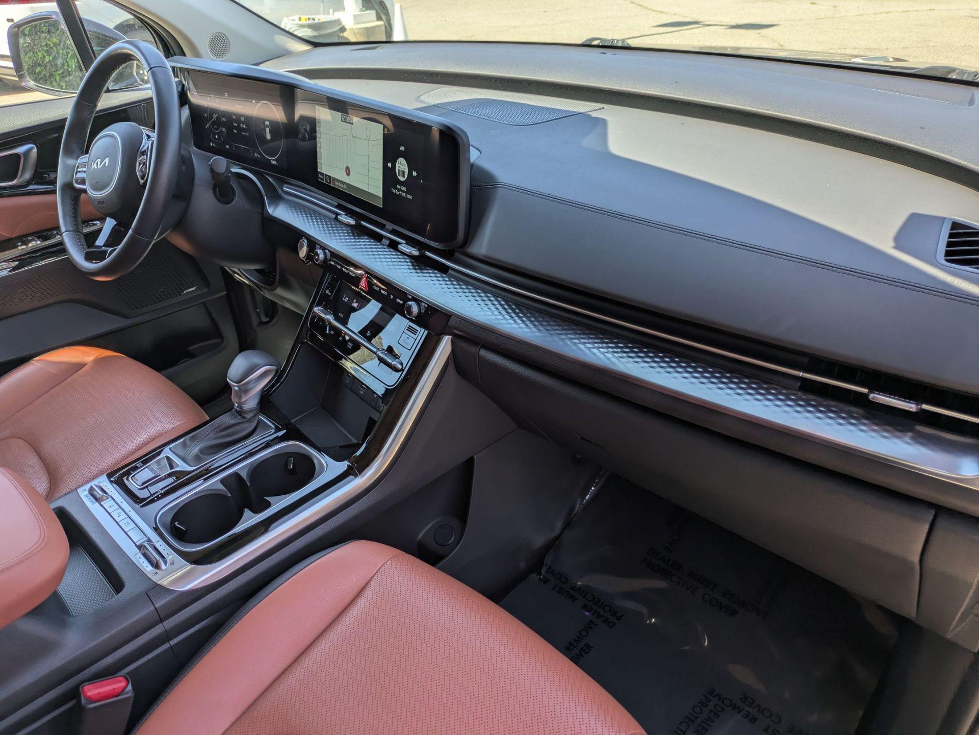 2024 Kia Carnival SX Prestige - Photo 28