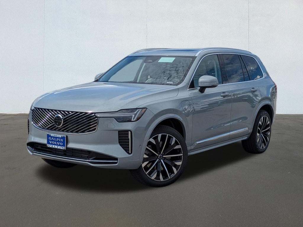 2026 Volvo XC90 Recharge Plug-In Hybrid T8 Ultra Bright