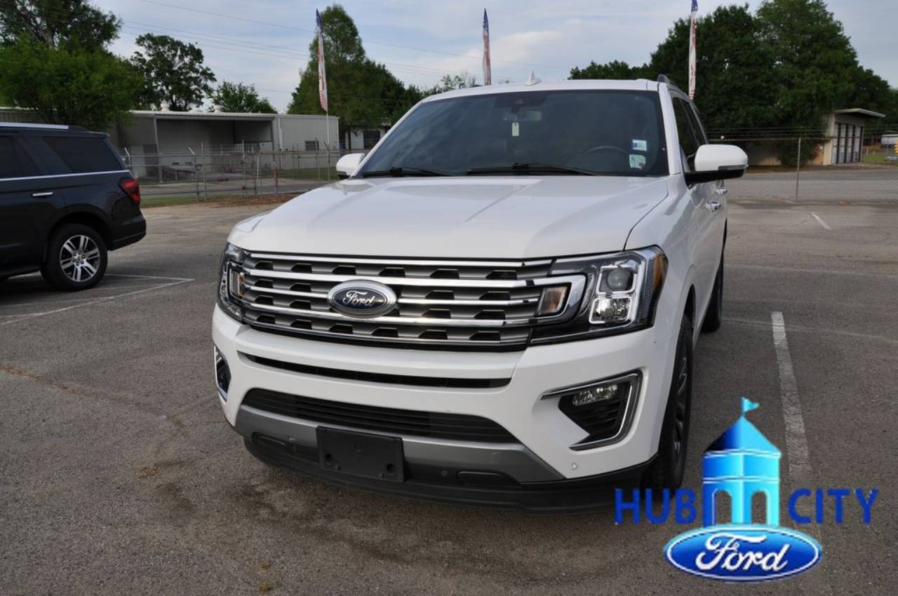 2021 Ford Expedition Limited's photo