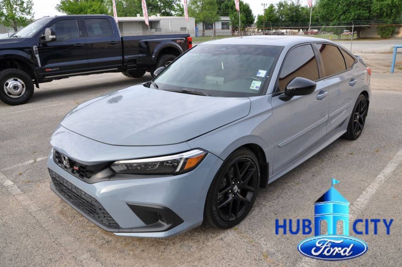 2022 Honda Civic Si with Summer Tires's photo