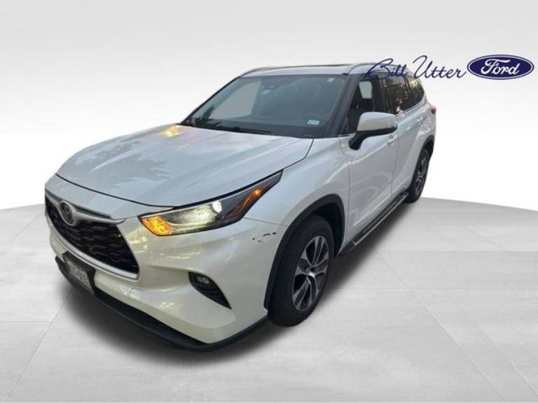 2021 Toyota Highlander XLE