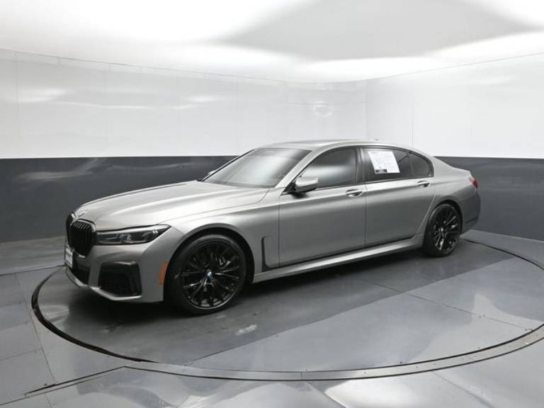 2022 BMW 7 Series 740I