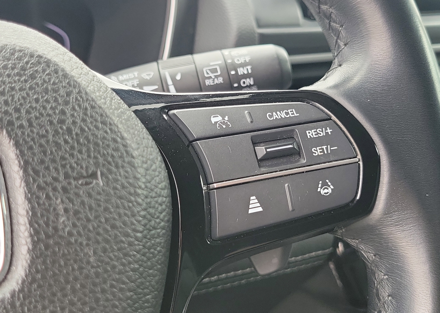 2025 Honda Pilot Touring - Photo 26