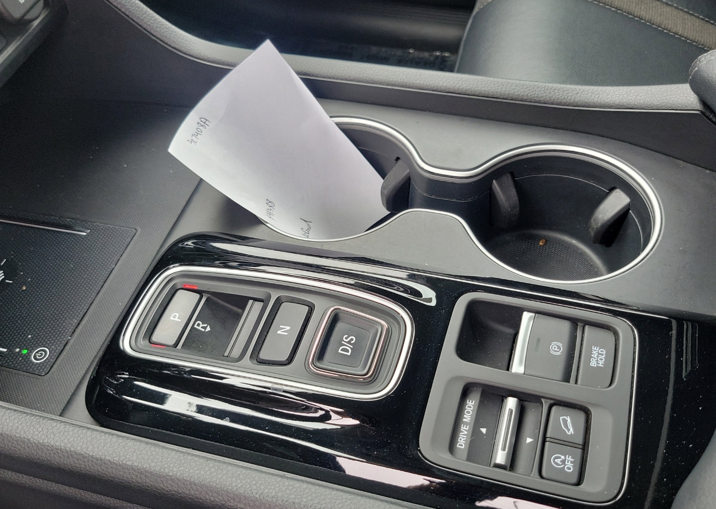 2025 Honda Pilot Touring - Photo 32