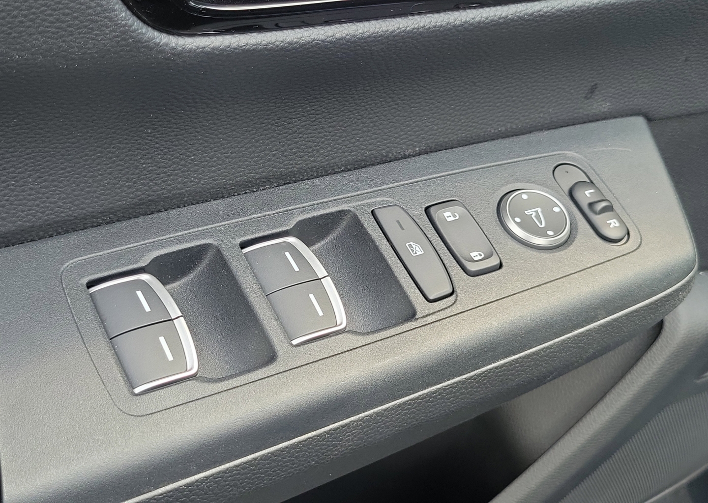 2024 Honda CR-V EX-L - Photo 21