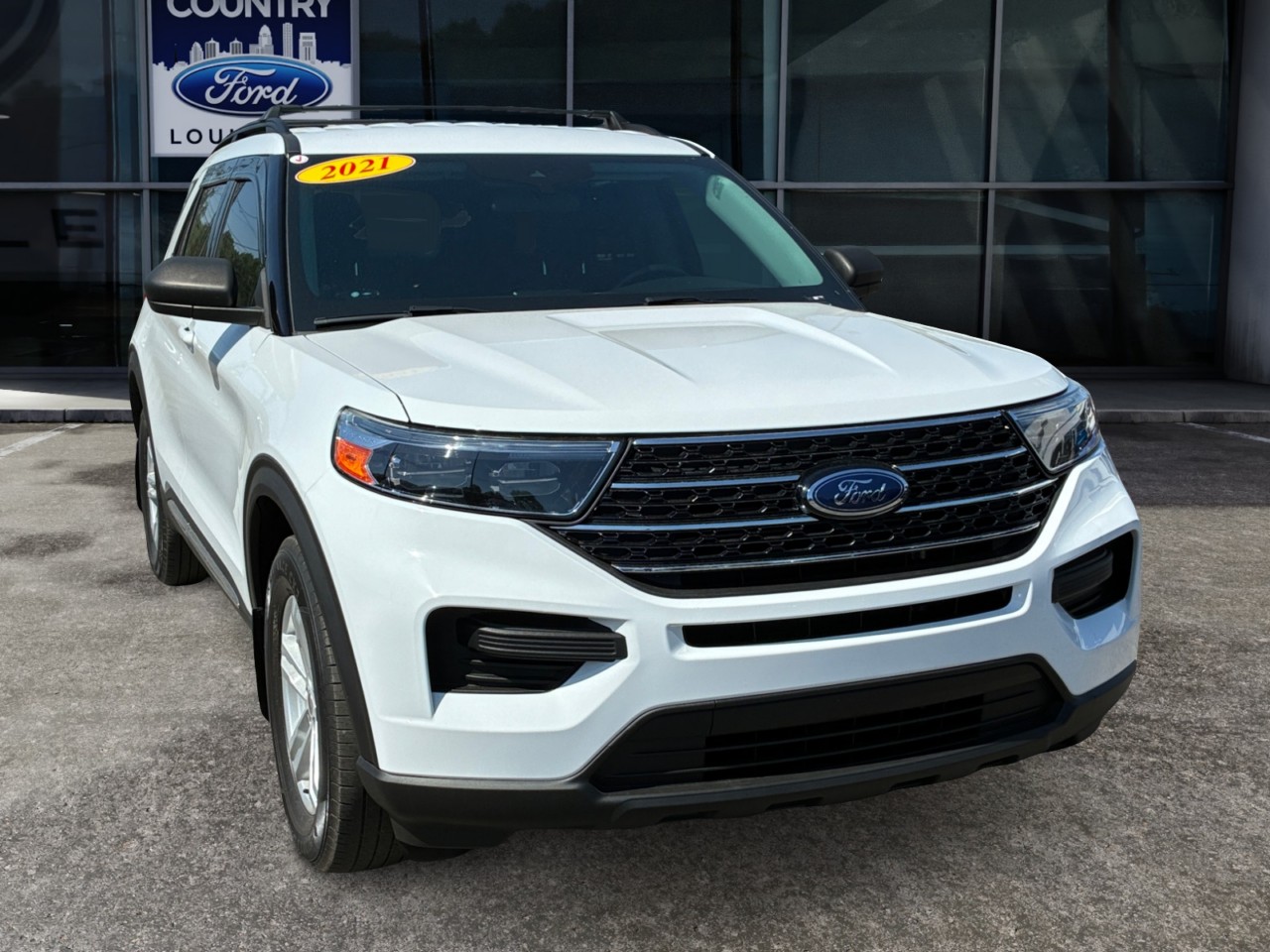2021 Ford Explorer XLT 4WD's photo