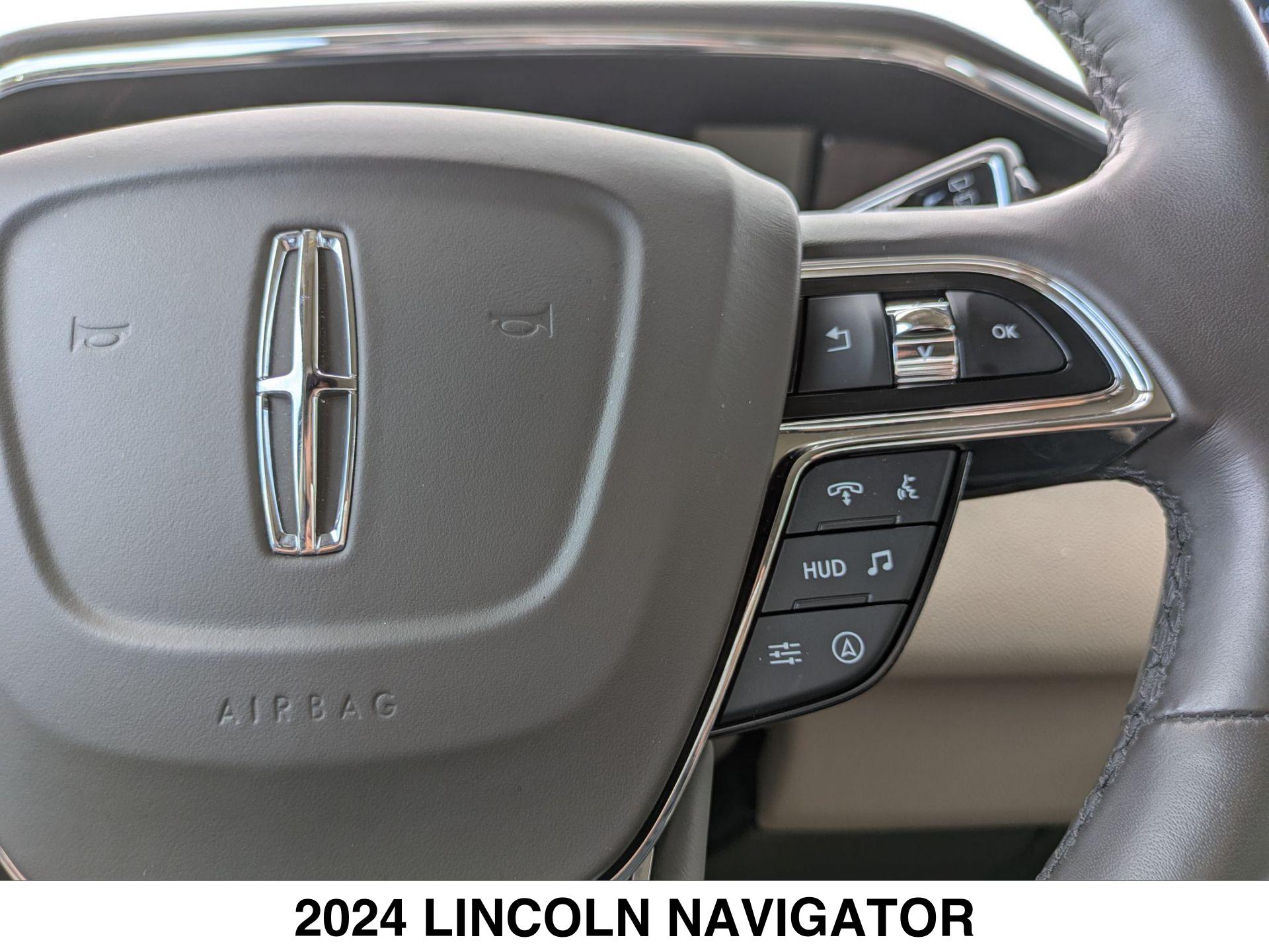 2024 Lincoln Navigator Reserve - Photo 16