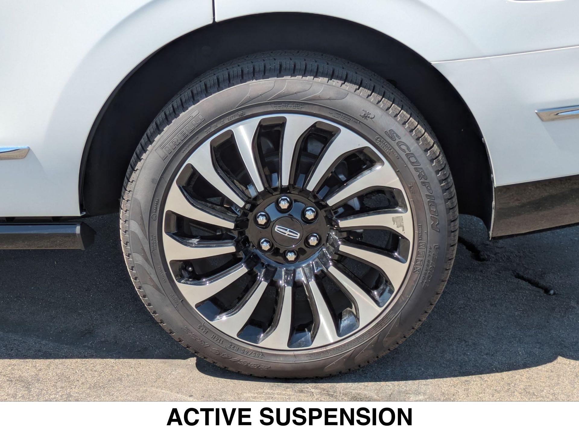 2024 Lincoln Navigator Reserve - Photo 6