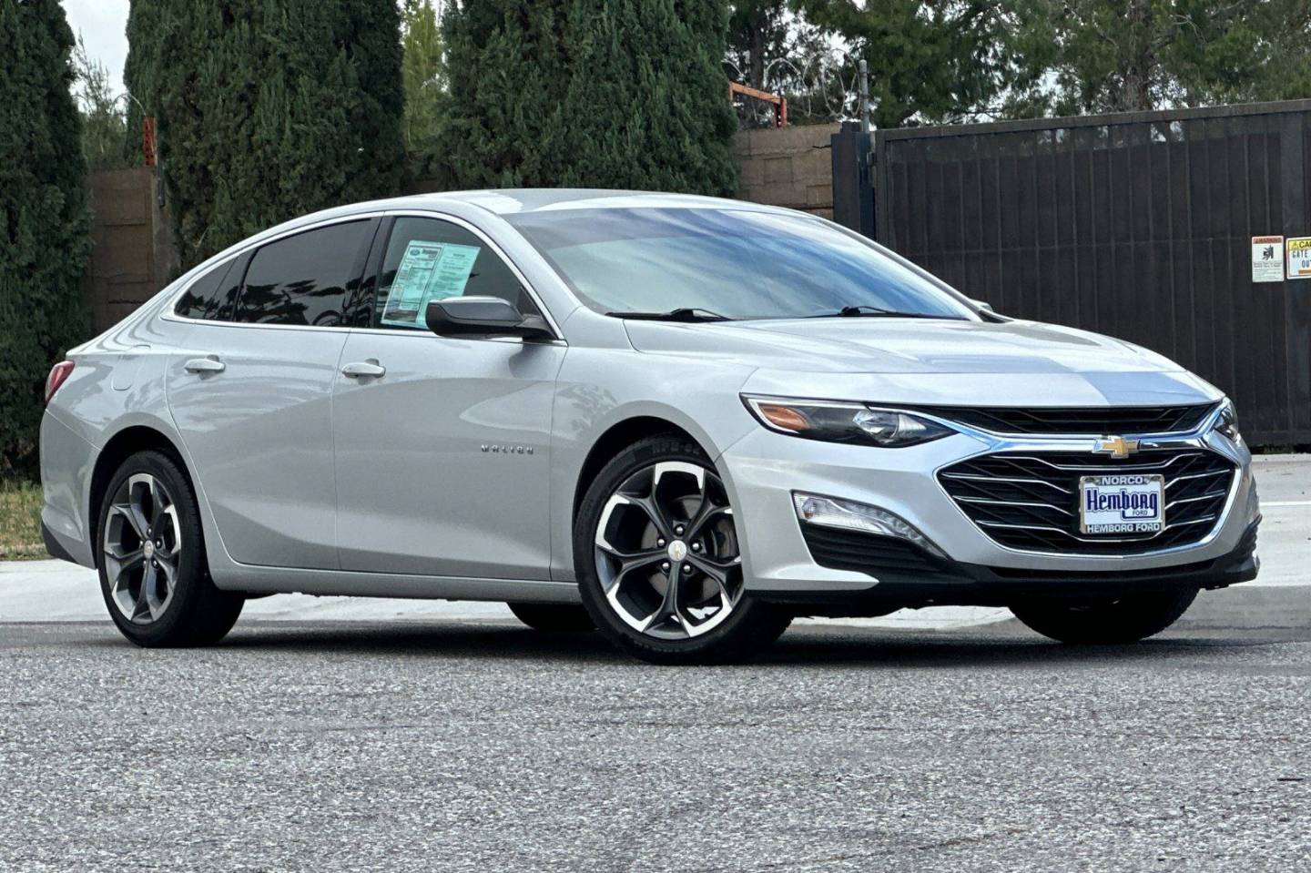 Used 2022 Chevrolet Malibu 1LT with VIN 1G1ZD5ST5NF114248 for sale in Norco, CA