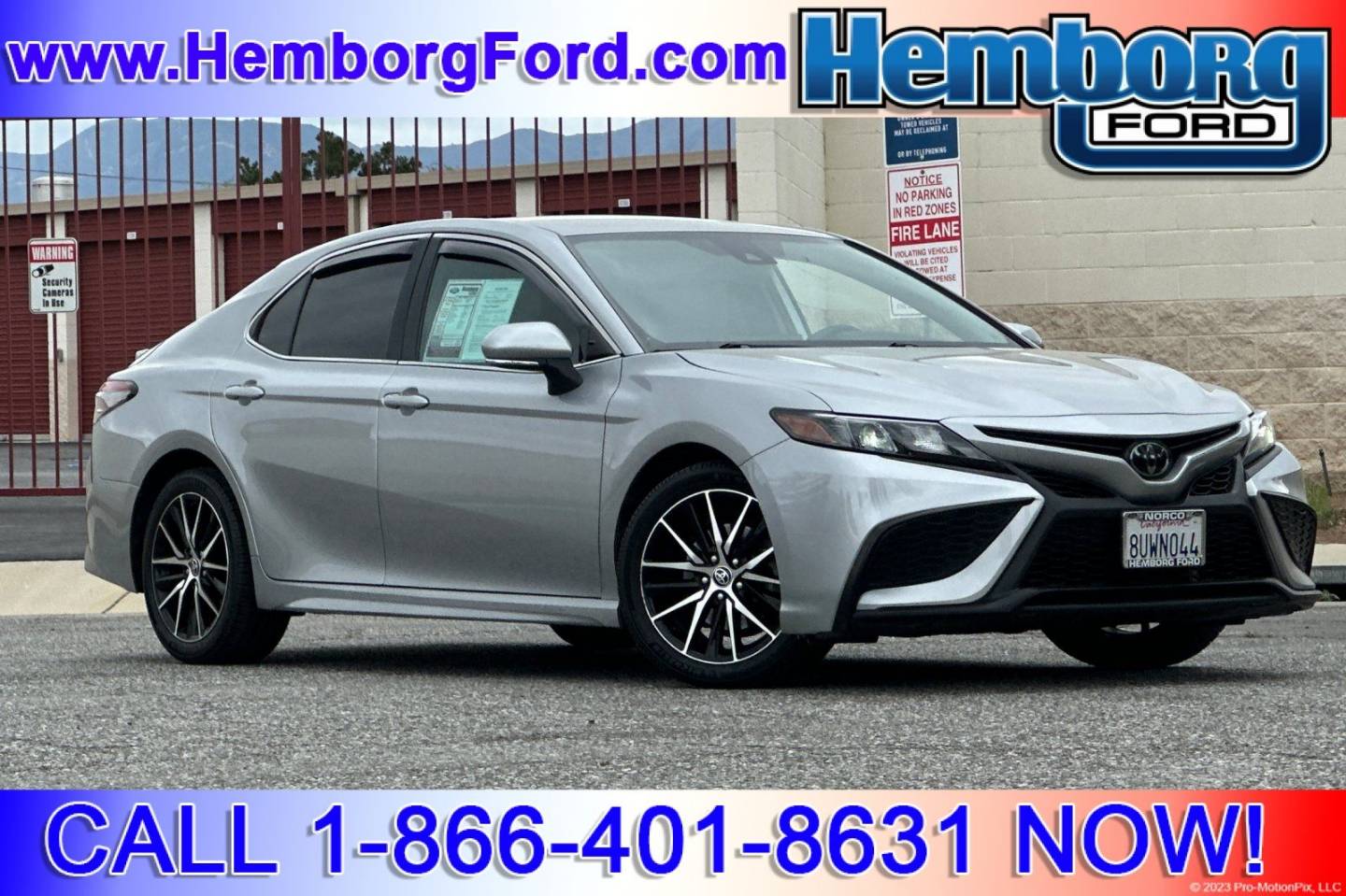 2022 Toyota Camry SE