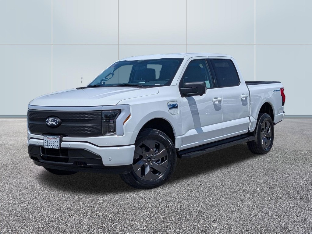 2024 Ford F-150 Lightning Flash