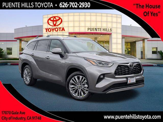 2026 Toyota Highlander Hybrid Platinum