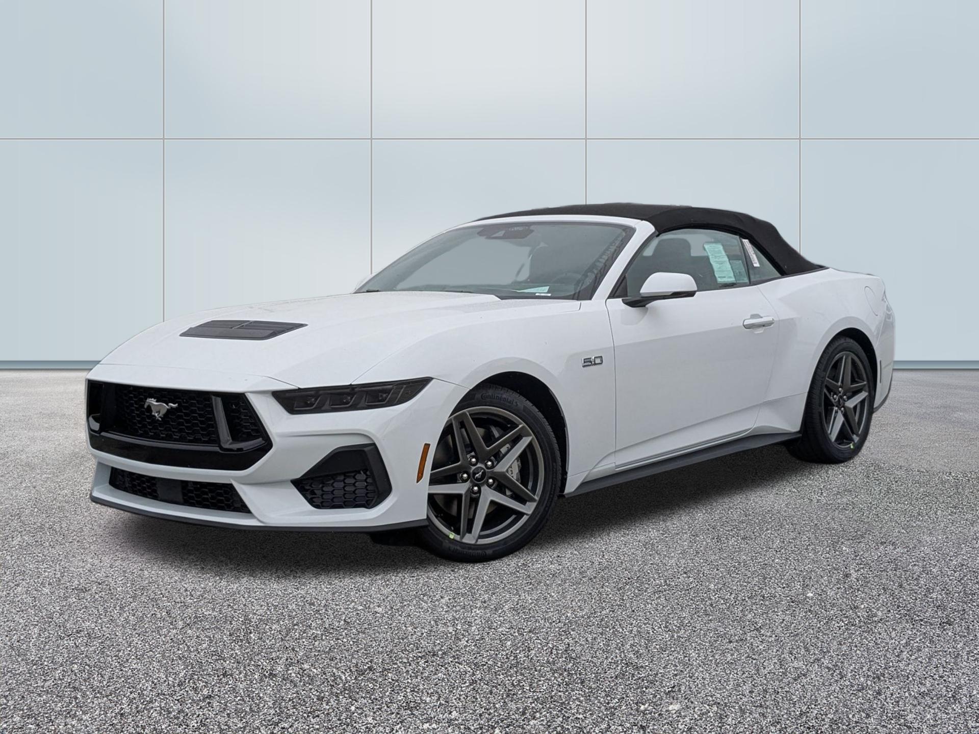 2026 Ford Mustang GT Premium Convertible's photo