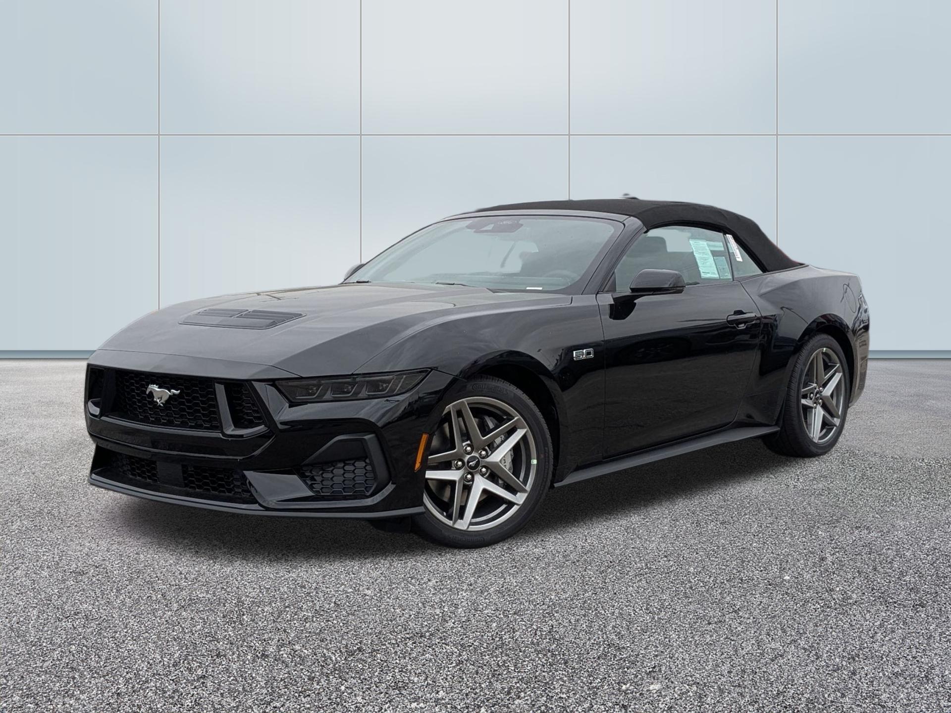 2026 Ford Mustang GT Premium Convertible's photo