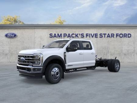 2026 Ford Super Duty F-550 DRW LARIAT