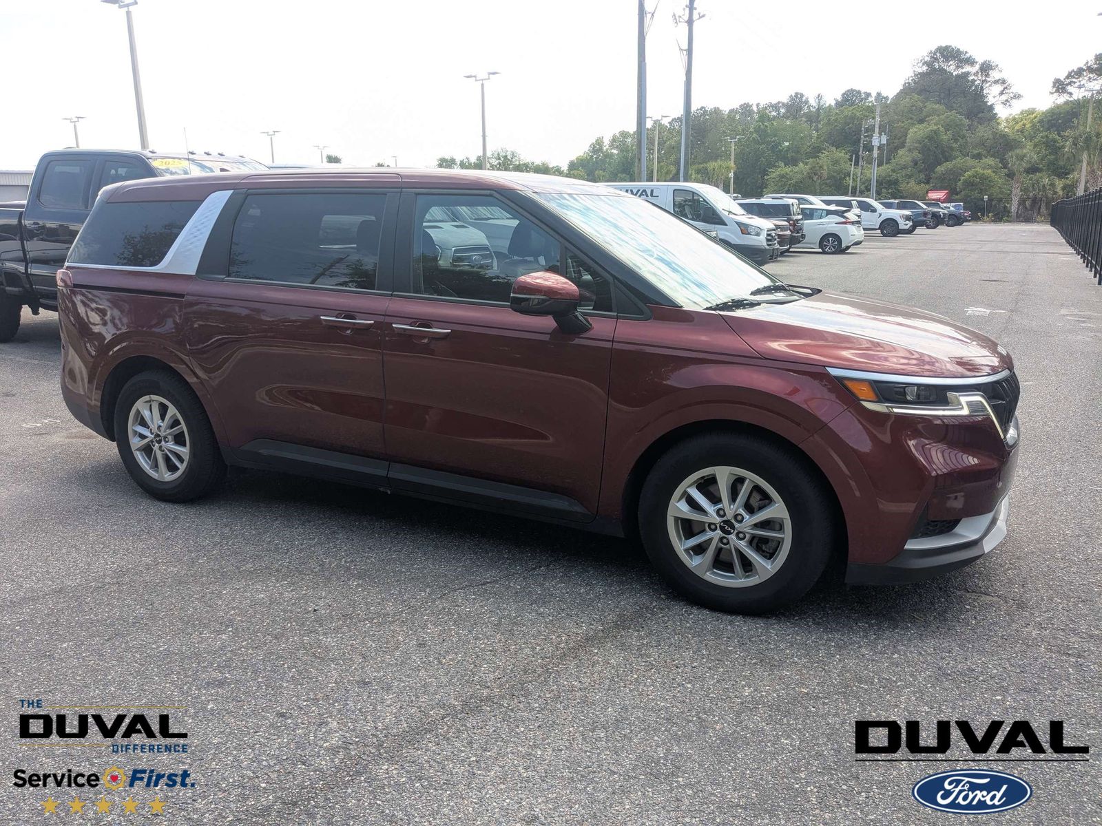 2024 Kia Carnival LX