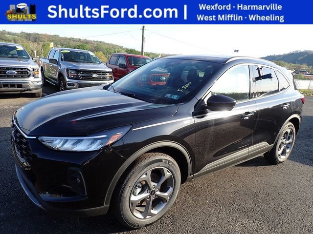 New 2026 Ford Escape Hybrid ST-Line Select
