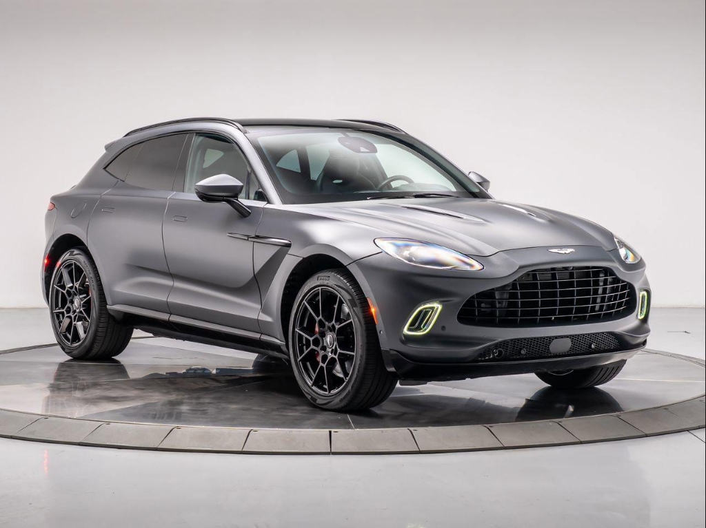 2021 Aston Martin DBX Base