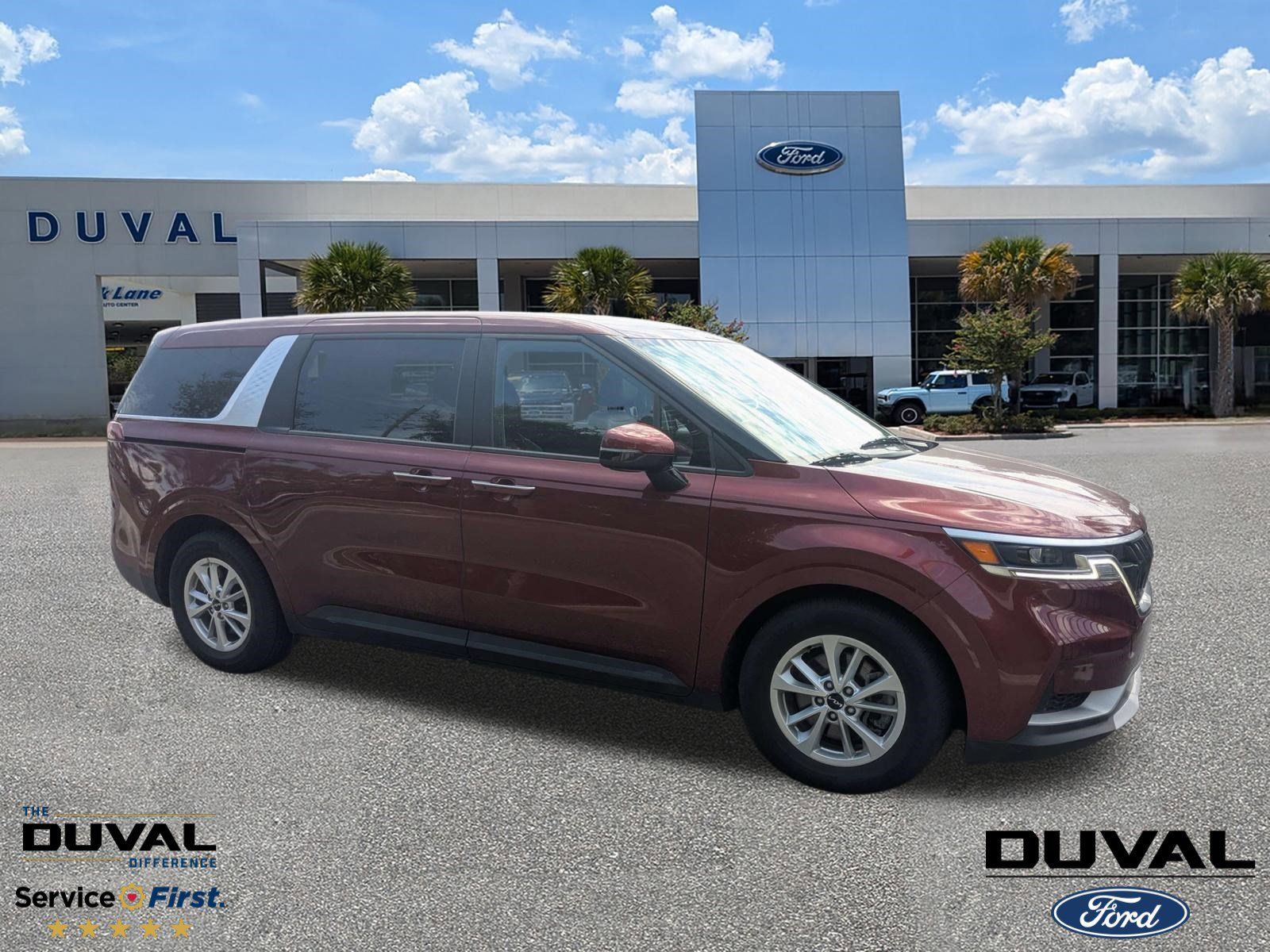 2024 Kia Carnival LX