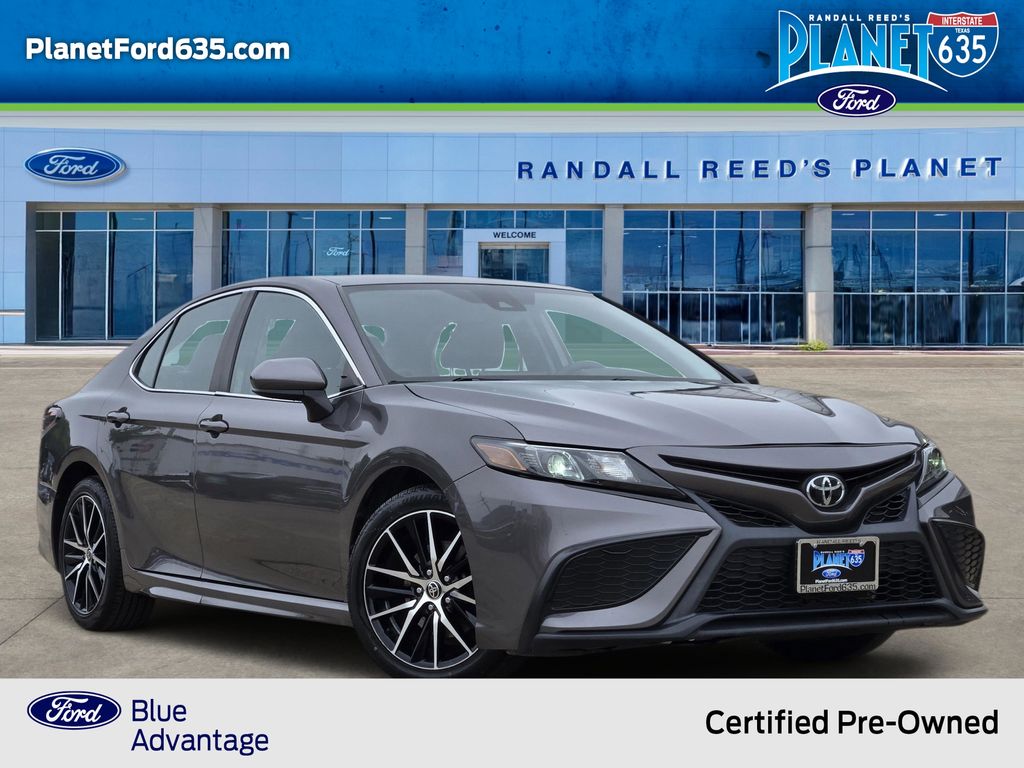 2021 Toyota Camry SE