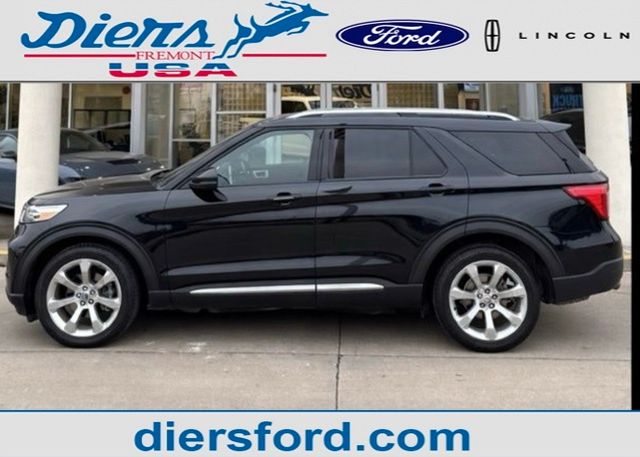2020 Ford Explorer Platinum 4WD's photo