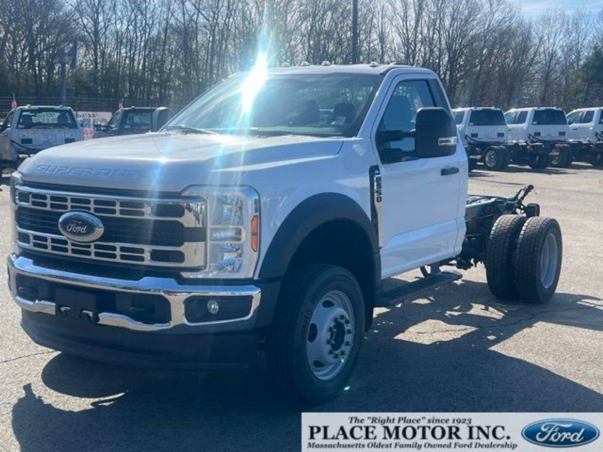 2026 Ford F-550 XL 4x4 Regular Cab 145-In DRW's photo